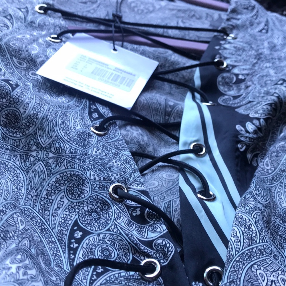 MISSGUIDED Silky Wrap Mini - Picture 5 of 7